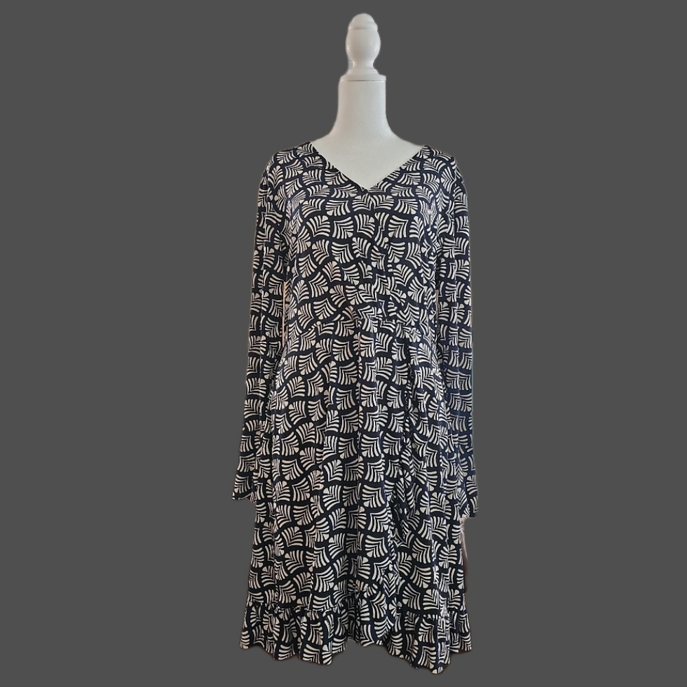 Cato Black and White Patterned Long Sleeve Dress